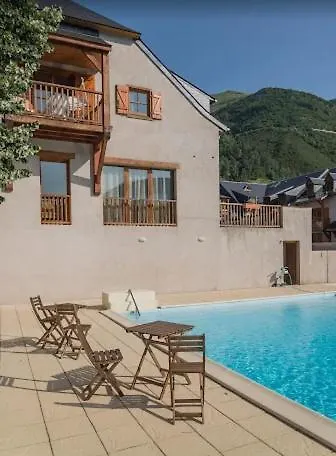 Village By Actisource Vignec