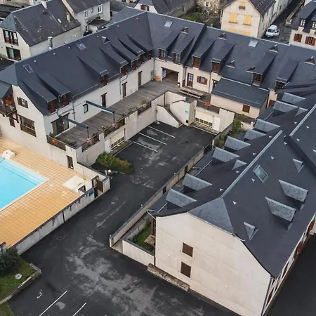 Village By Actisource * Vignec