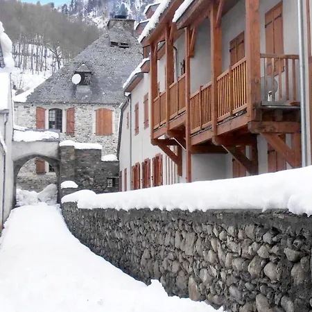 Village By Actisource Vignec