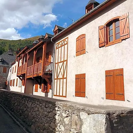 Village Lejlighed