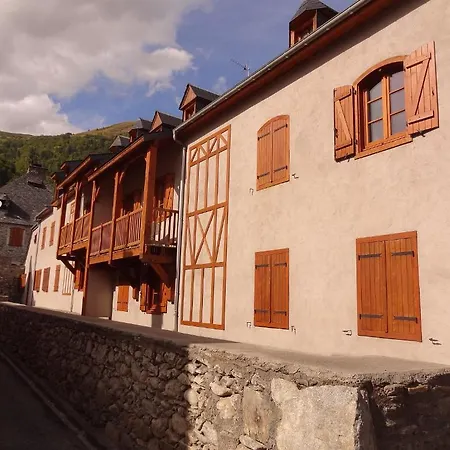 Village By Actisource Aparthotel 3*